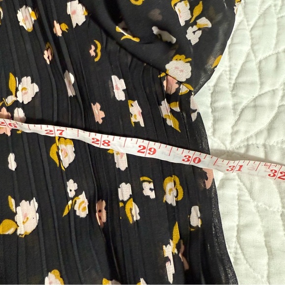 ASOS Black and White Relaxed Ruffled Blouse - Picture 6 of 10